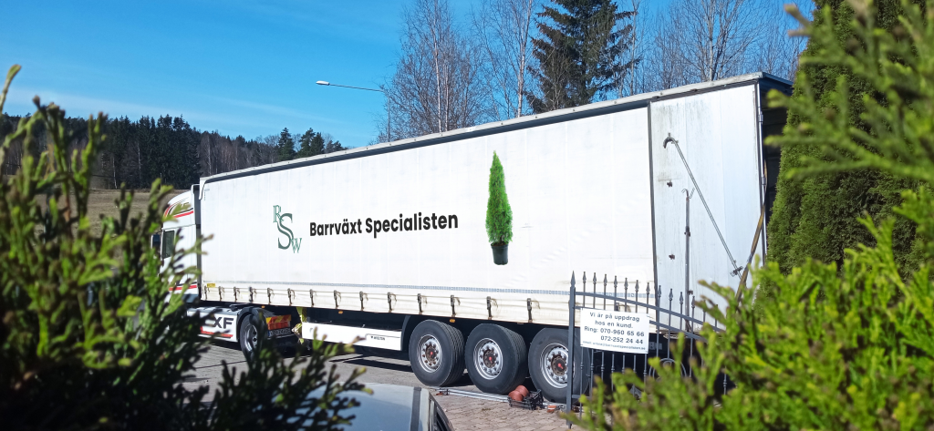 Thujor, Gödsel och annat levereras sedan 2007